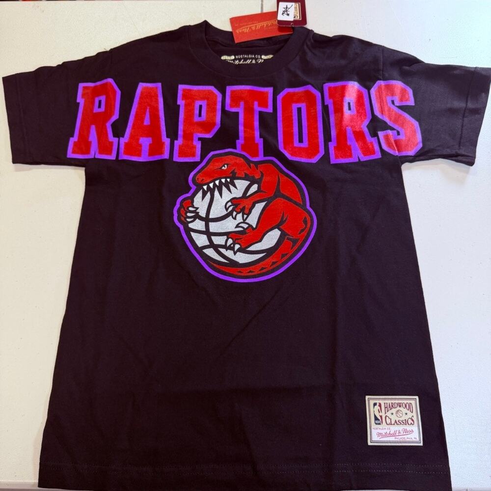 Toronto Raptors Mitchell & Ness Women's NBA Logo T-Shirt Small NWT